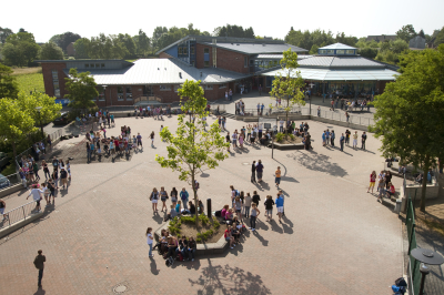 Janusz-Korczak-Realschule - Teilstandort Niederkrüchten Janusz-Korczak-Realschule - Teilstandort Niederkrüchten