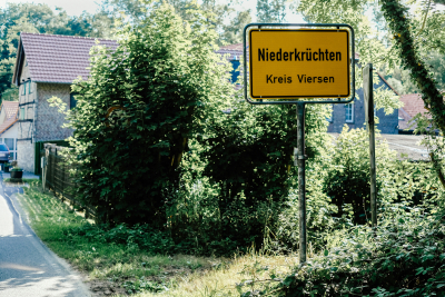 Ortsschild Niederkrüchten am Ortseingang