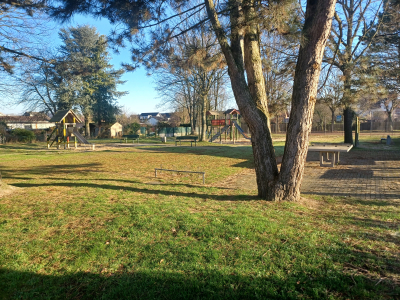 Grill- und Spielplatz in Dam