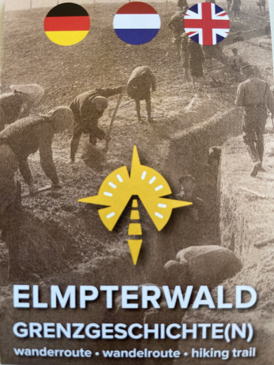 Elmpterwald - Grenzgeschichte(n) Titelbild der Wanderroute Grenzgeschichte(n). Es wird das Titelbild mit den Flaggen für deutsch, niederländisch und englisch, sowie Kilometeranzahl.