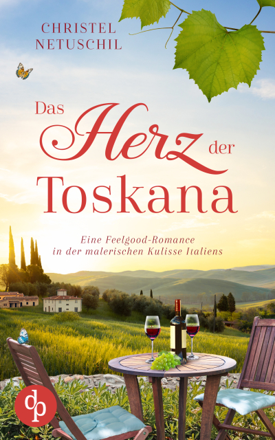Buchcover mit Weinberg-Landschaft im Sonnenuntergang. Im Vordergrund ist ein Holztisch auf einer Wiese mit zwei Stühlen zu sehen. Auf dem Tisch stehen eine Flasche Rotwein und zwei Gläser sowie eine Rebe grüner Trauben.